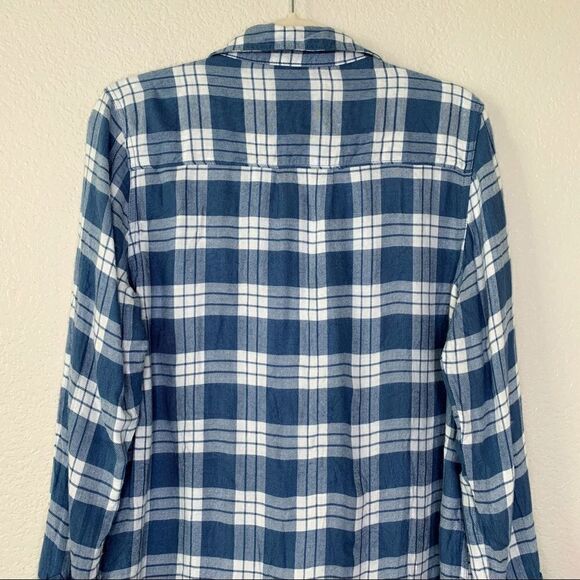 Bongo Women’s Size Large Blue Plaid Button Down Shirt - Picture 6 of 11